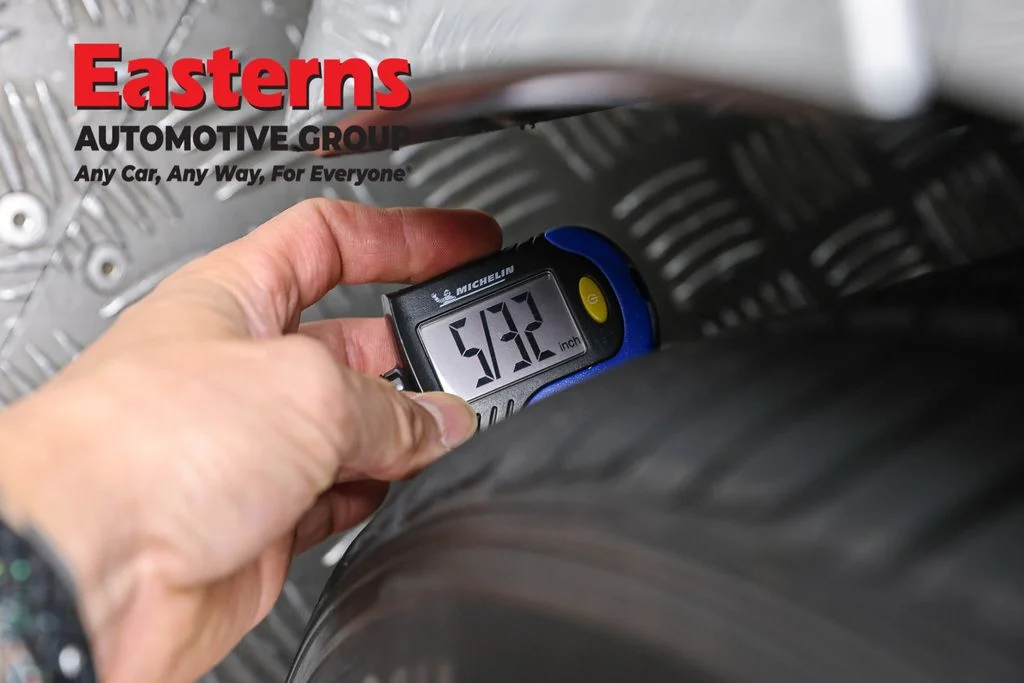 Used 2023 Silver Nissan 2.5 SV image 28