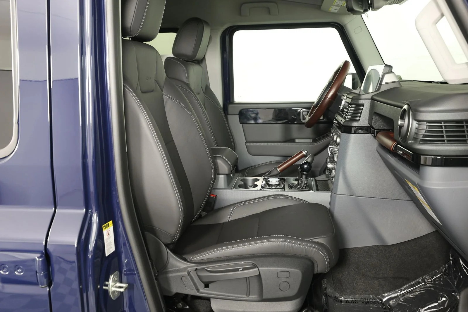 New 2026 Britannia Blue INEOS Fieldmaster Edition image 12