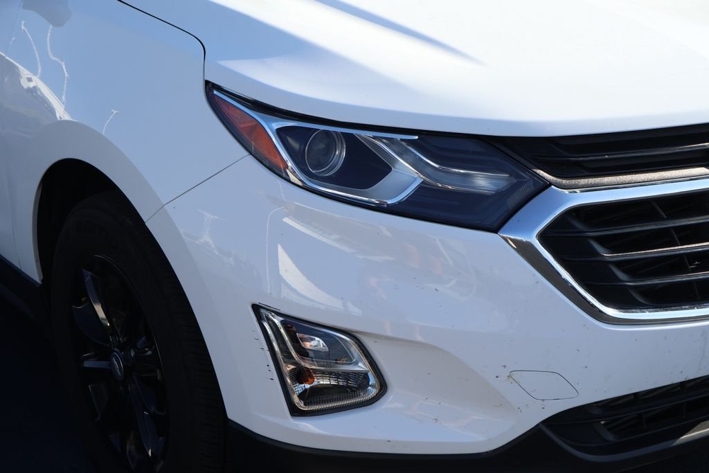 Used 2019 SUMMIT WHITE Chevrolet LS image 4