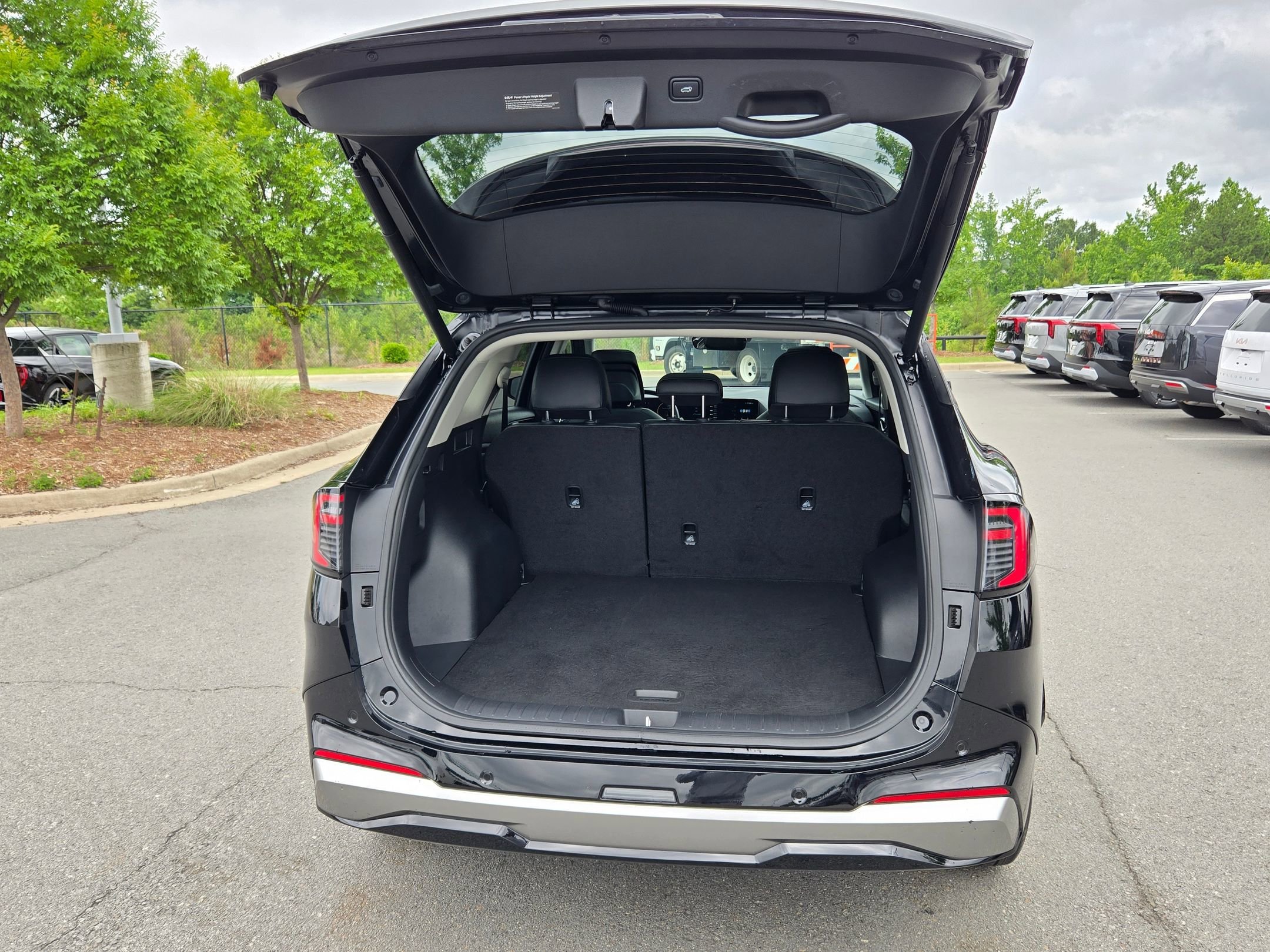 Used 2026 Ebony Black Kia SX image 18