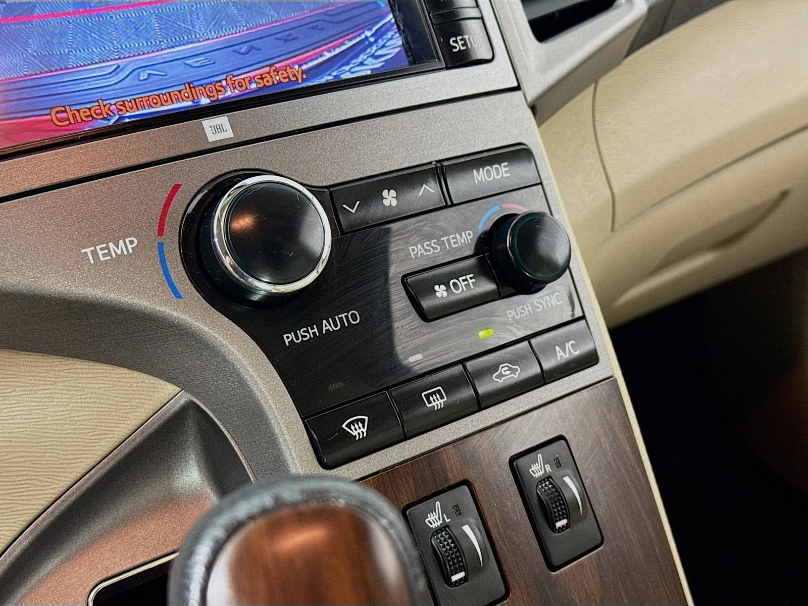 Used 2013 Red Toyota Limited image 15