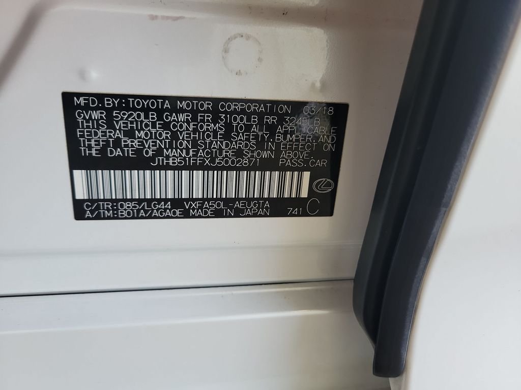 Used 2018 White Lexus 500 Base image 45