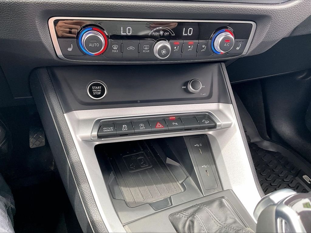 Used 2025 Mythos Black Metallic Audi Premium Plus image 25