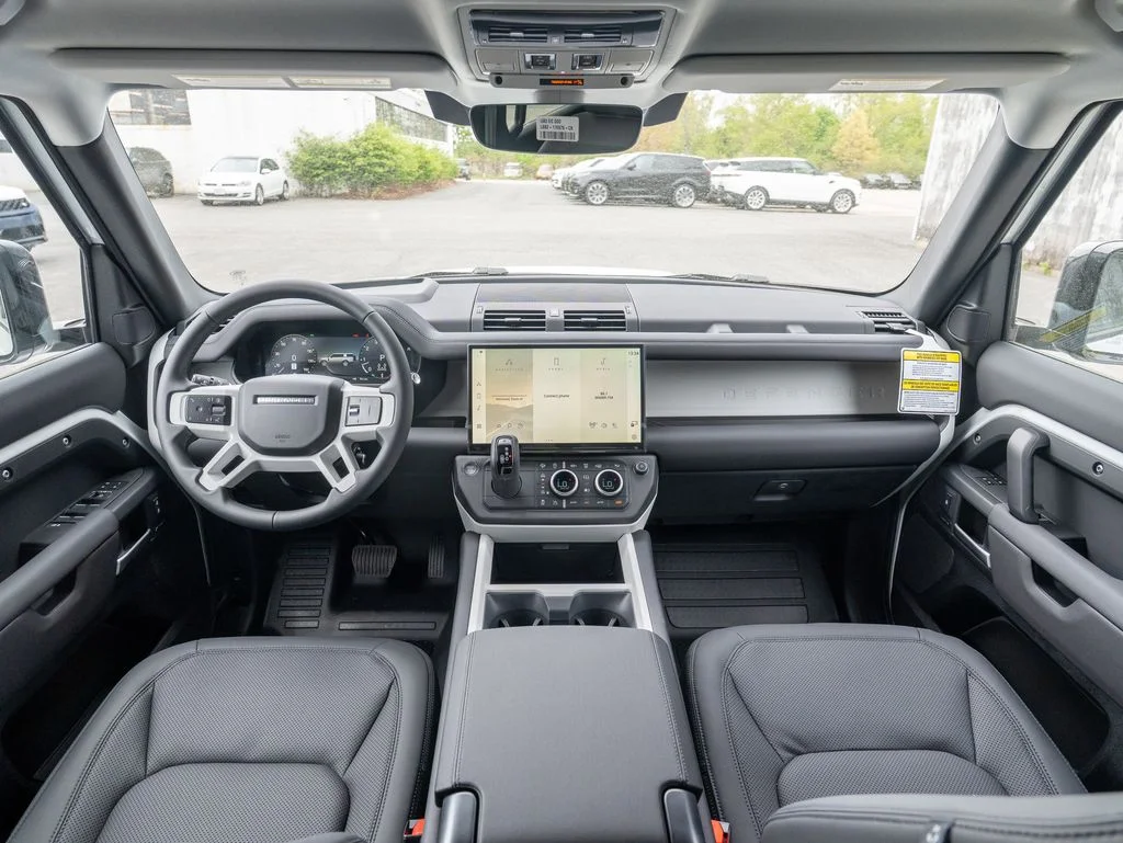 New 2026 Fuji White Land Rover S image 16