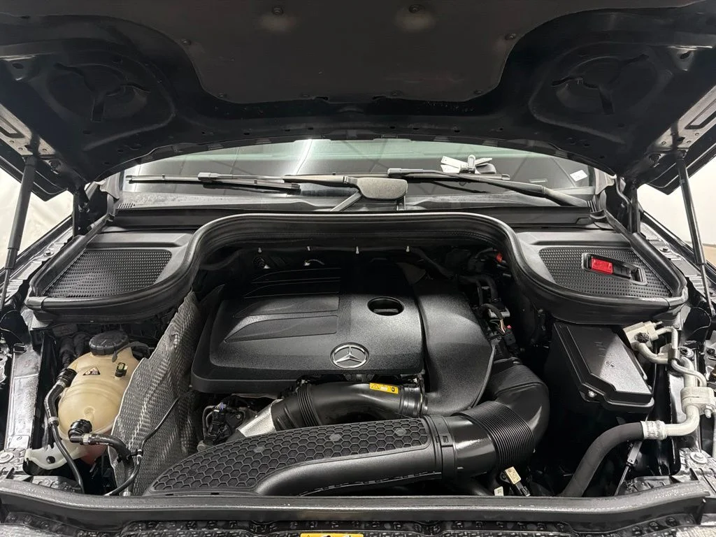 Certified Used 2022 Black Mercedes-Benz GLE 350 image 34