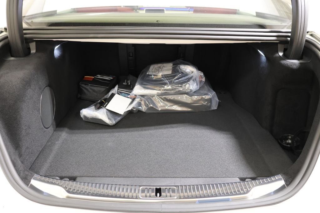 New 2026 MANUFAKTUR Moonlight White Metallic Mercedes-Benz S 63 E AMG® image 56