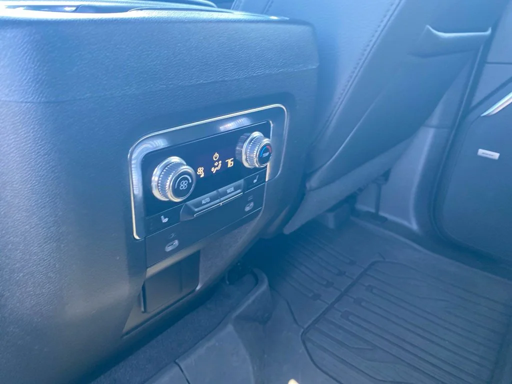 Used 2022 Hunter Metallic GMC Denali image 37
