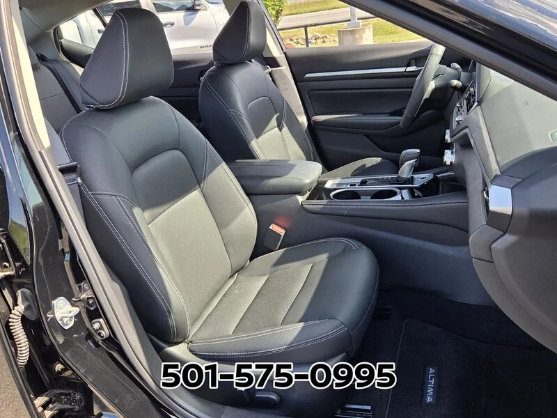 Used 2025 Super Black NISSAN SL FWD image 19