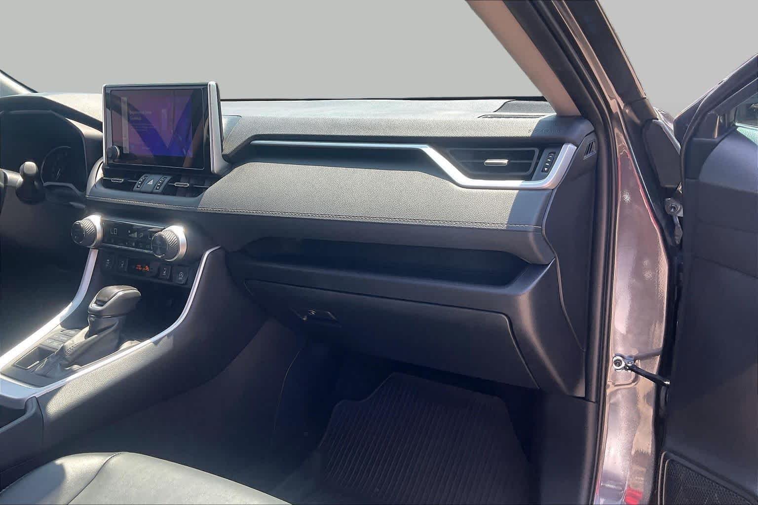 Used 2024 Magnetic Gray Metallic Toyota XLE Premium image 17