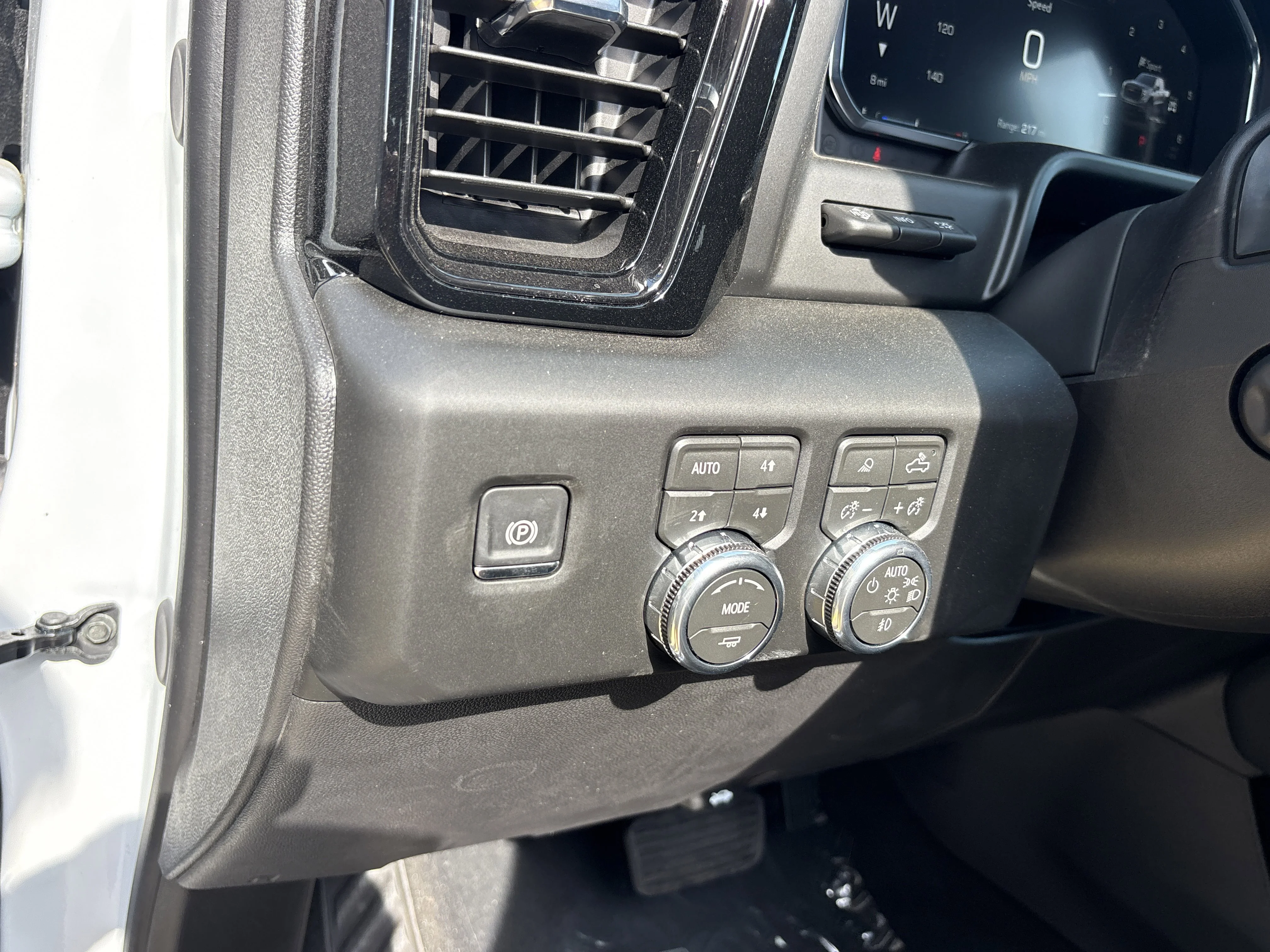 New 2026 Summit White GMC AT4X image 26
