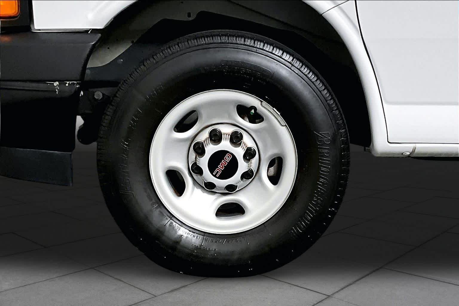Used 2024 Summit White GMC Work Van image 10
