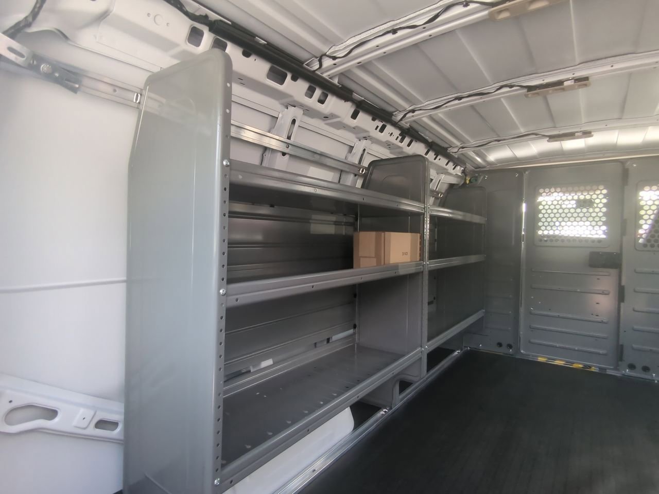 2025 Chevrolet Express Cargo Work Van - Photo 21