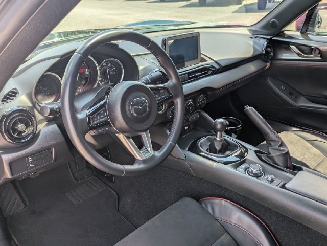 Used 2018 Gray Mazda Club image 26