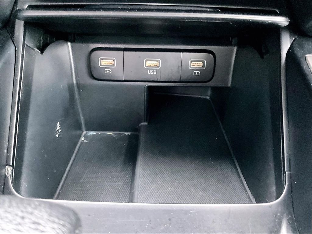 Used 2022 Ebony Black Kia LX image 28