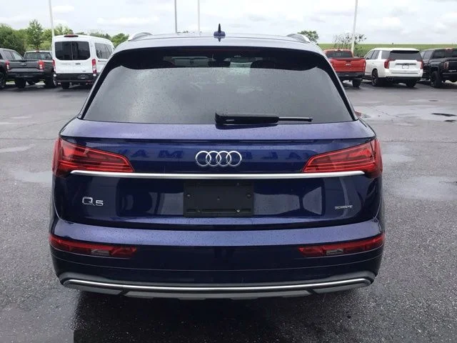 Used 2021 Navarra Blue Metallic Audi 45 Premium image 6