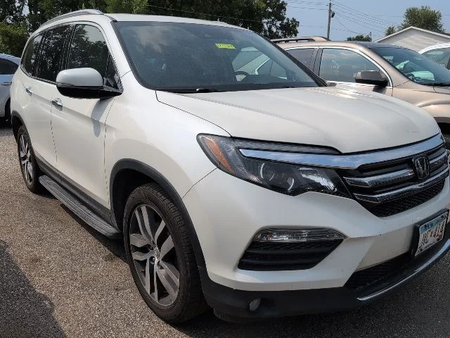 Used 2016 White Honda Elite image 1