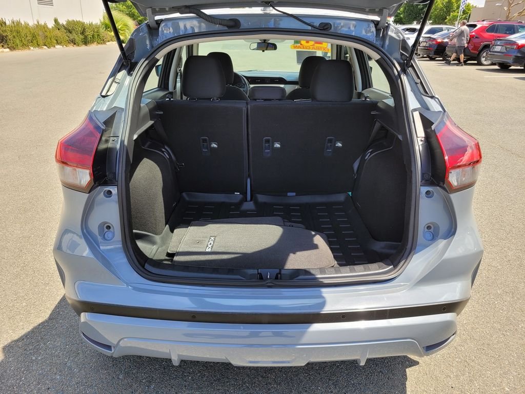 2023 Nissan Kicks SV - Photo 11
