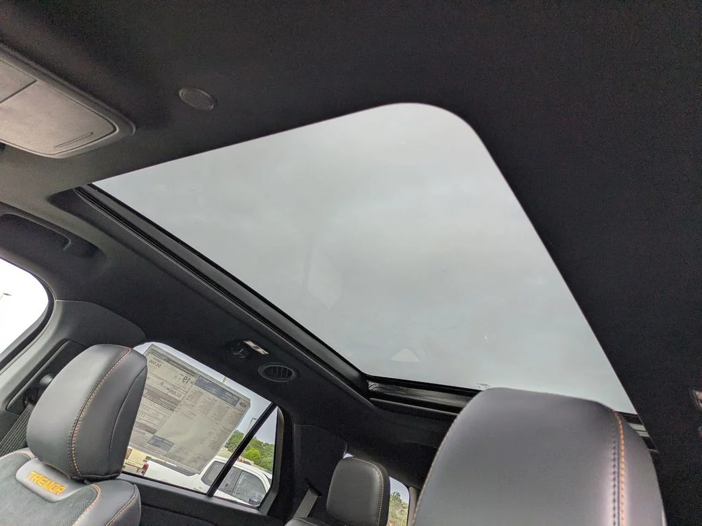New 2026 Agate Black Metallic Ford Tremor image 23