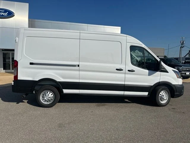 New 2026 Oxford White Ford Cargo Van image 18