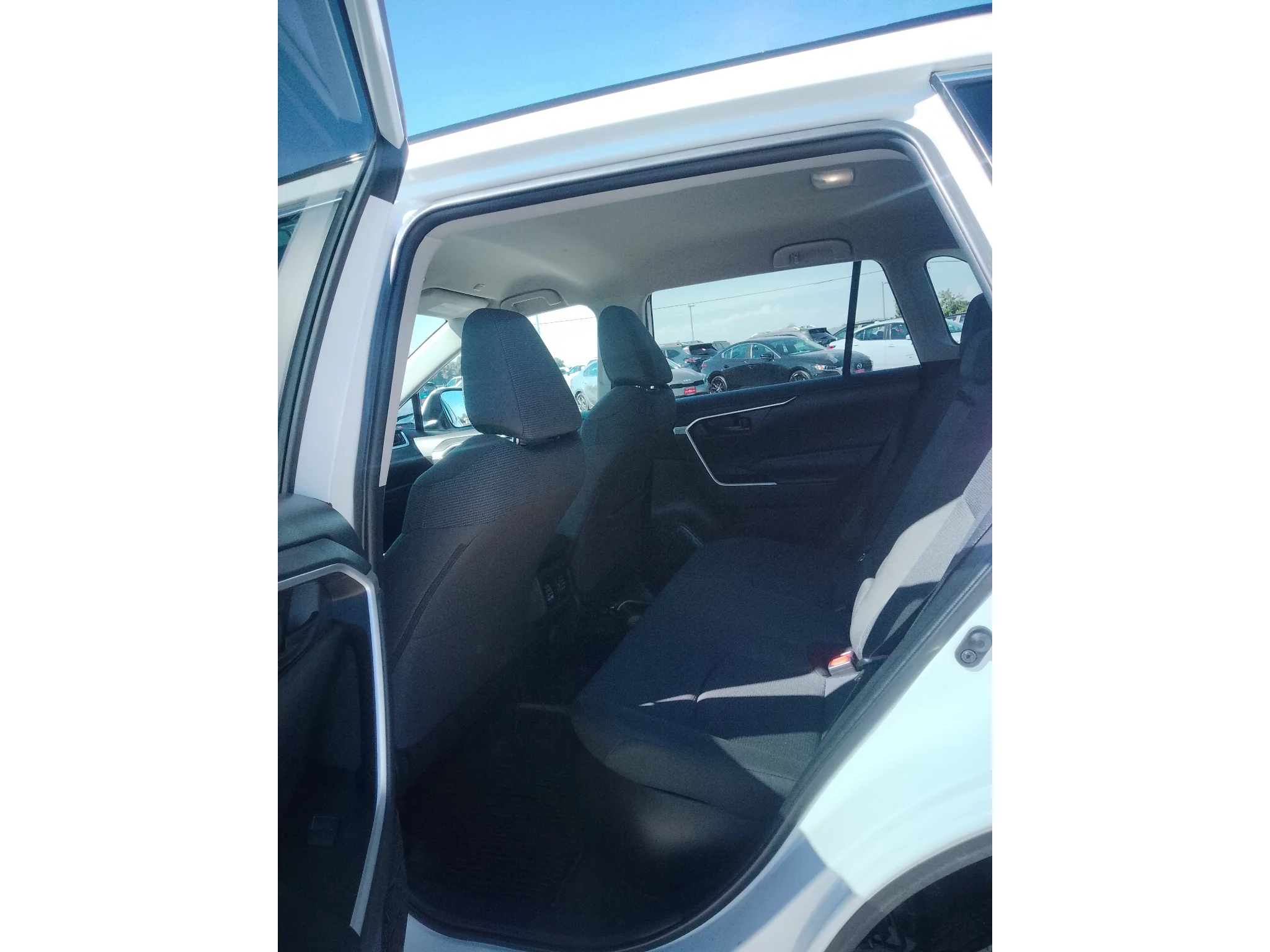 Used 2024 Ice Cap Toyota Hybrid LE image 10