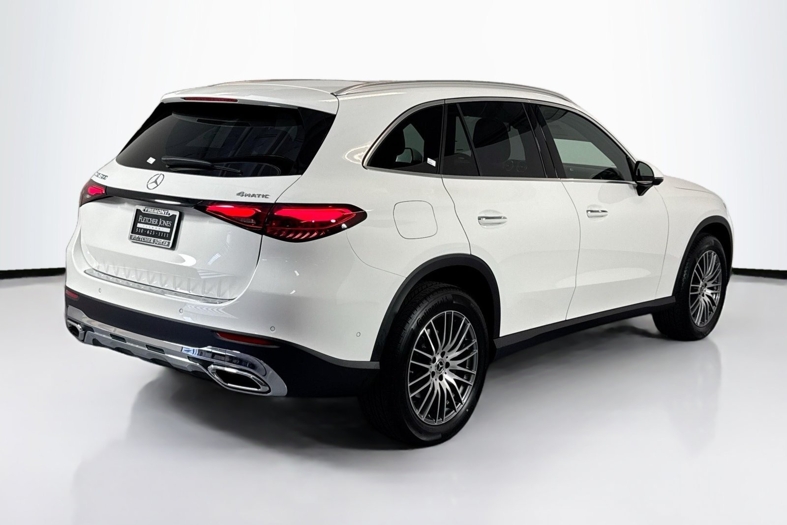 New 2026 Polar White Mercedes-Benz GLC 300 image 5