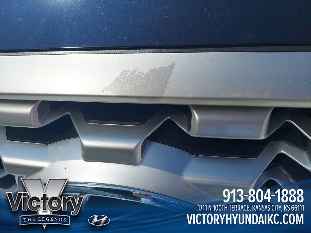 Certified Used 2022 White Hyundai SEL image 3