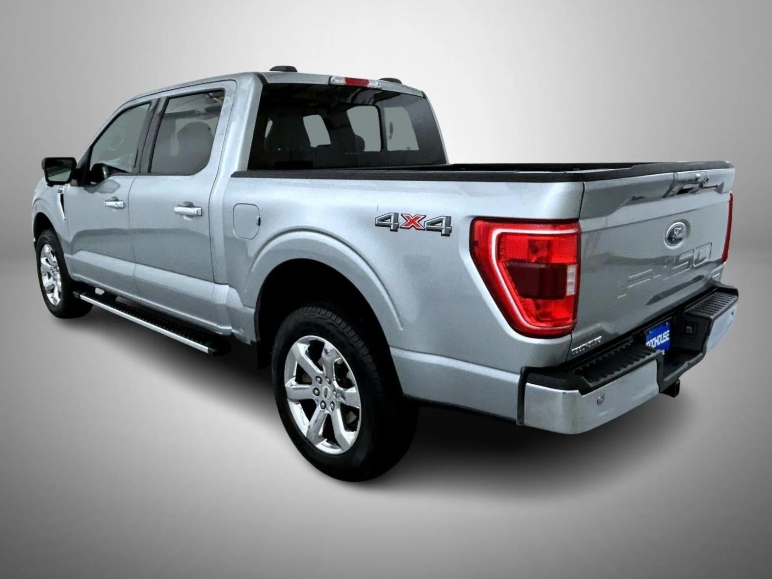 Used 2023 Silver Ford XLT image 7
