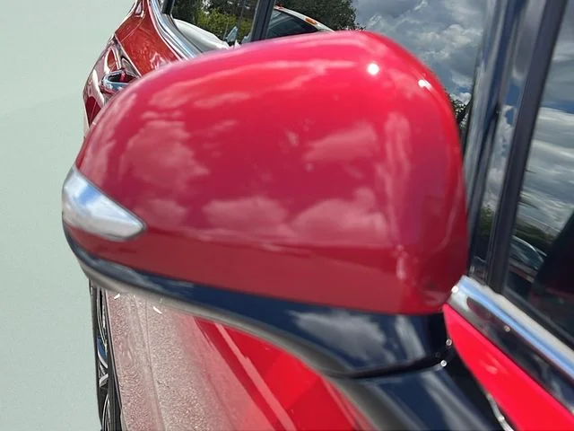 Used 2020 Red Hyundai Limited image 28