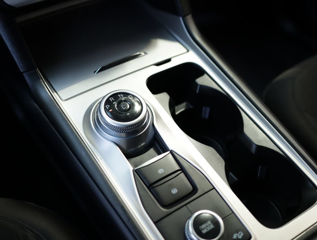 Used 2023 Black Ford XLT image 18