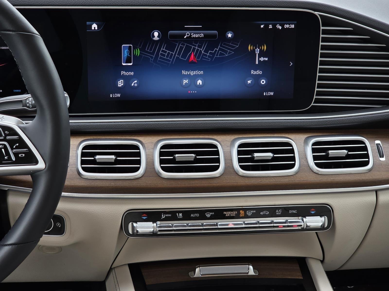 Used 2024 Twilight Blue Metallic Mercedes-Benz GLE 450 image 16