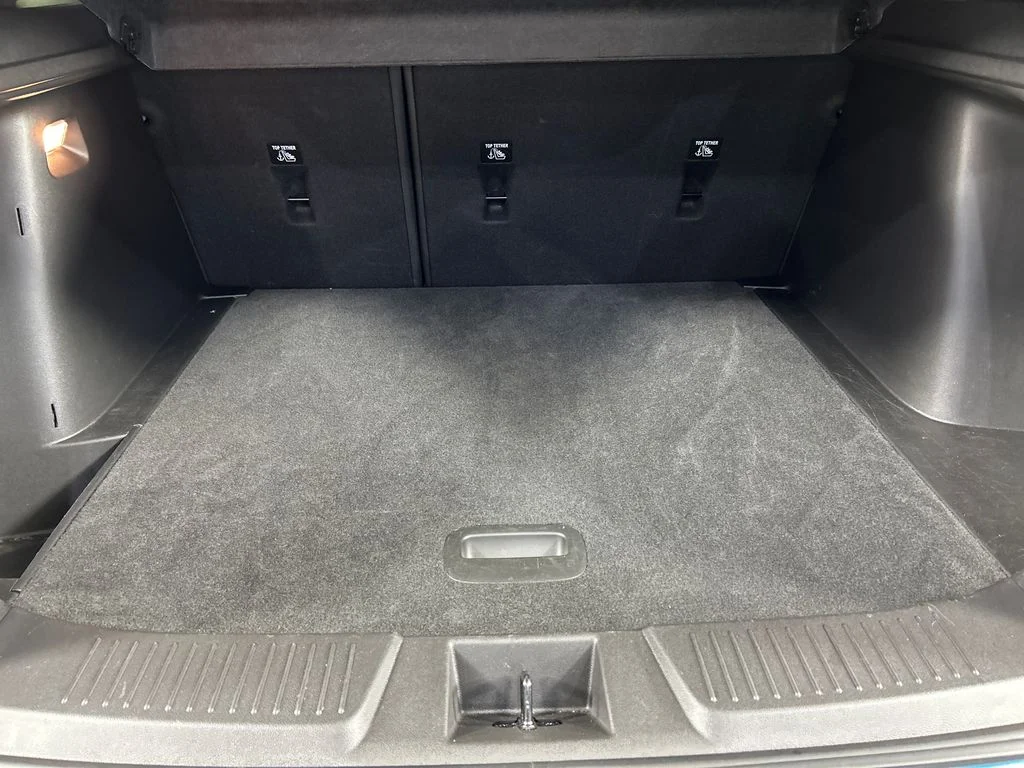 Used 2025 Blue Chevrolet 2RS image 19
