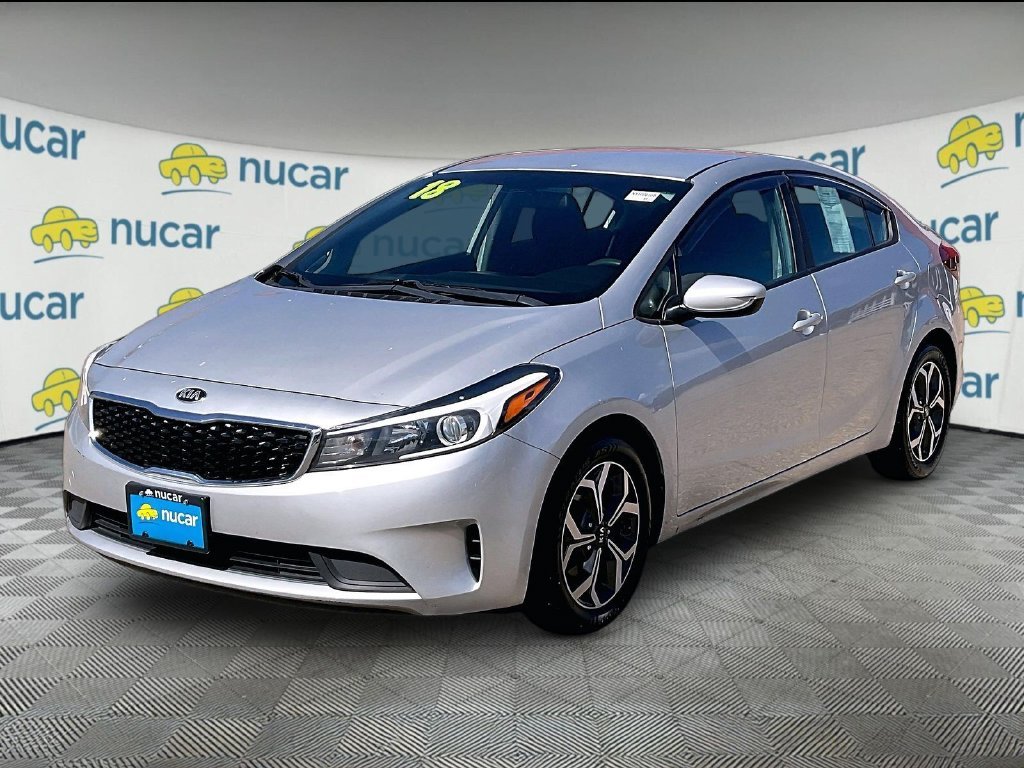 Used 2018 Silky Silver Kia LX image 3