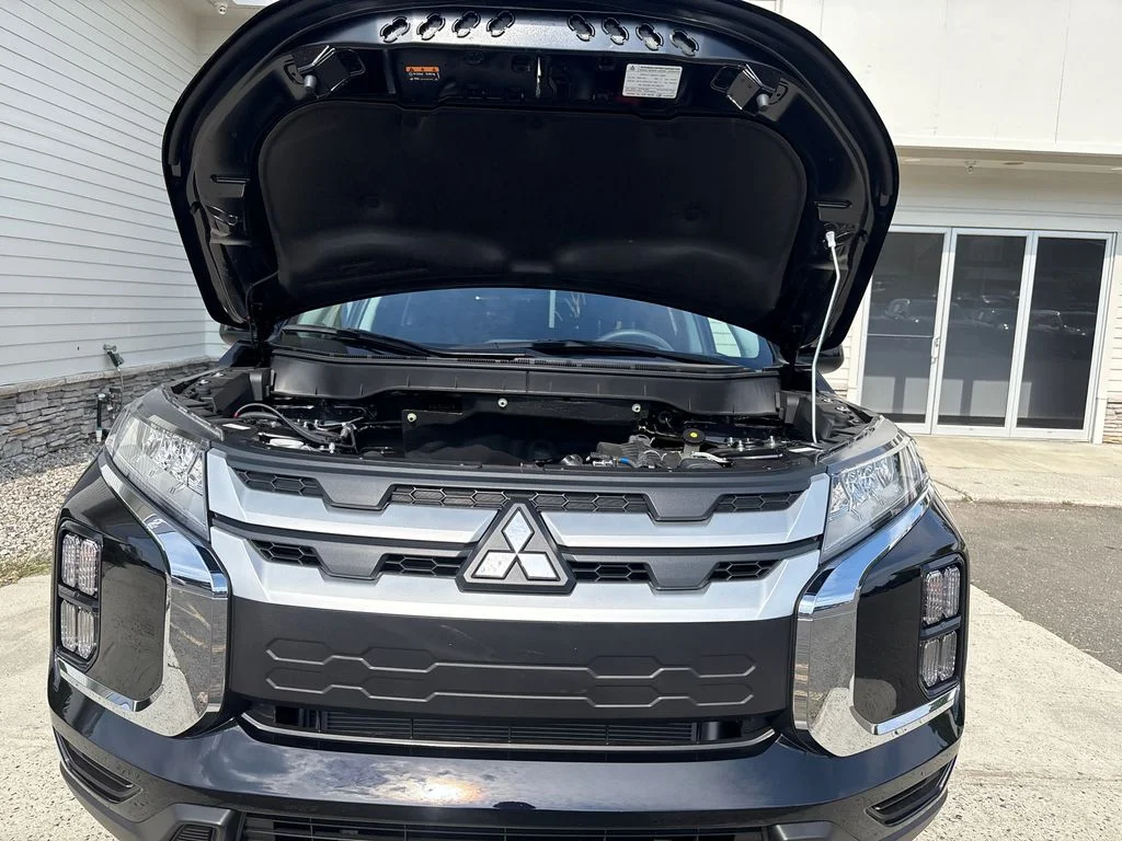 New 2026 Black Mitsubishi  image 59