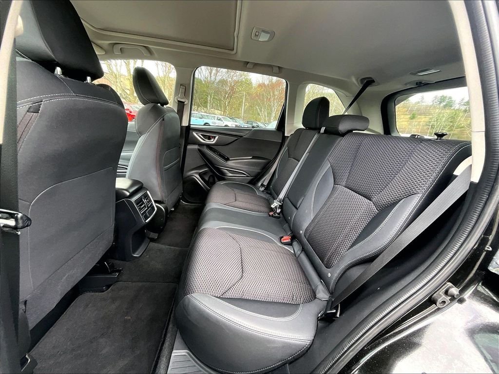 Used 2022 Crystal Black Silica Subaru Premium image 22
