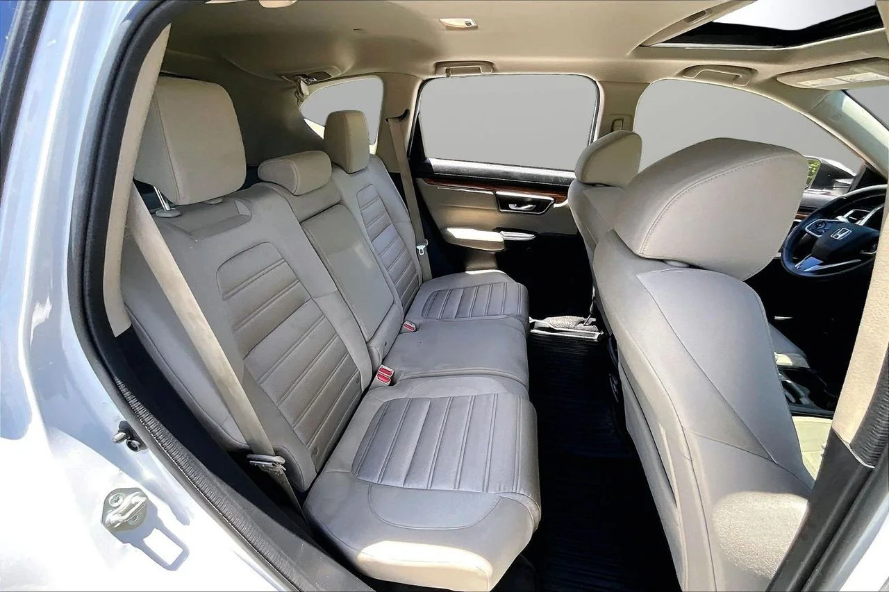 Used 2020 White Honda EX image 24