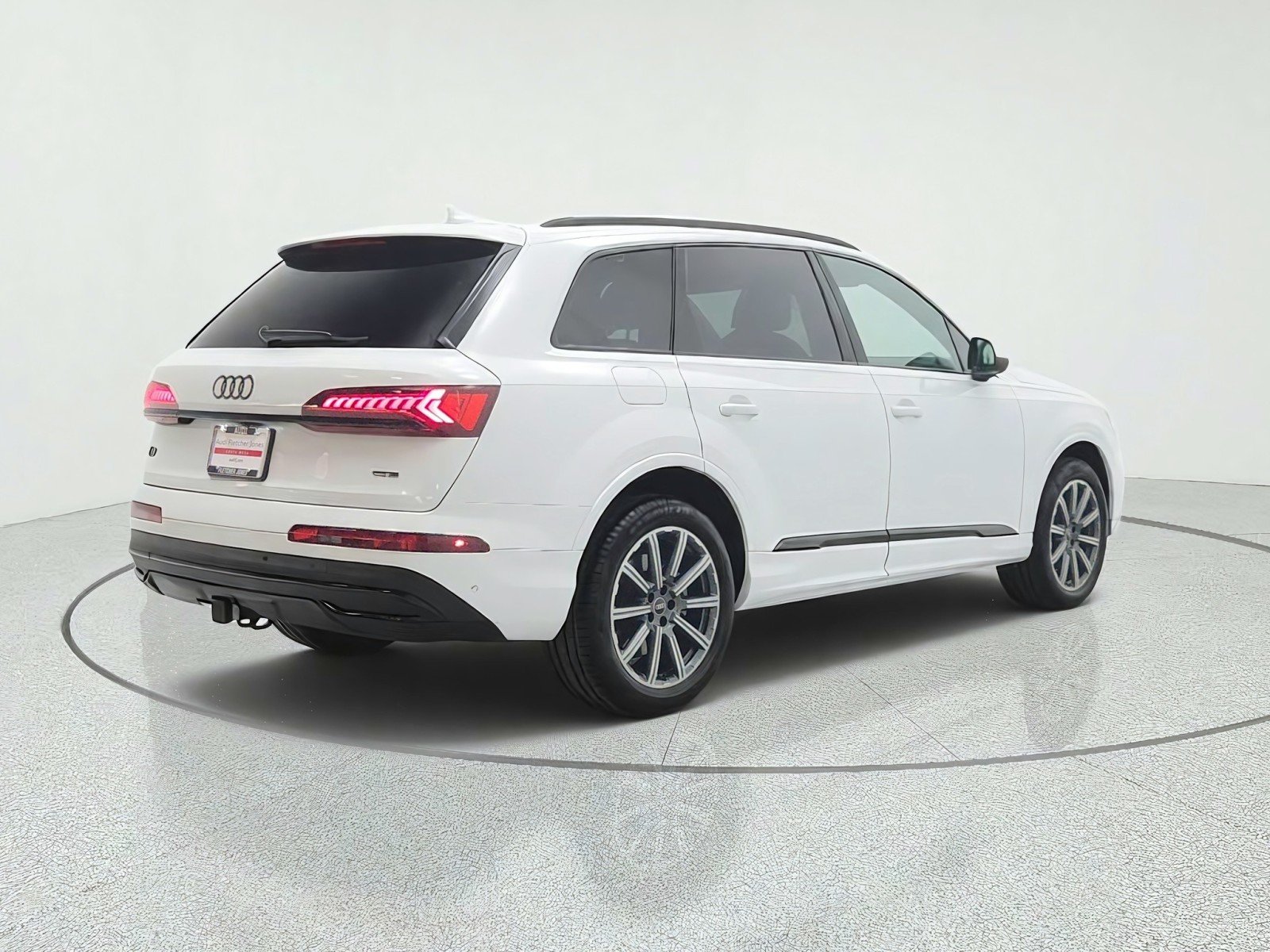 Used 2023 Glacier White Metallic Audi Premium Plus 45 TFSI quattro image 5