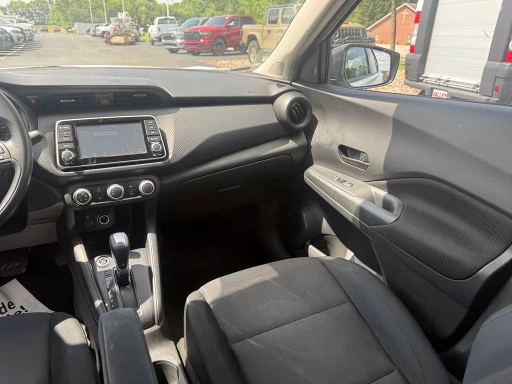 Certified Used 2023 White Nissan S image 34
