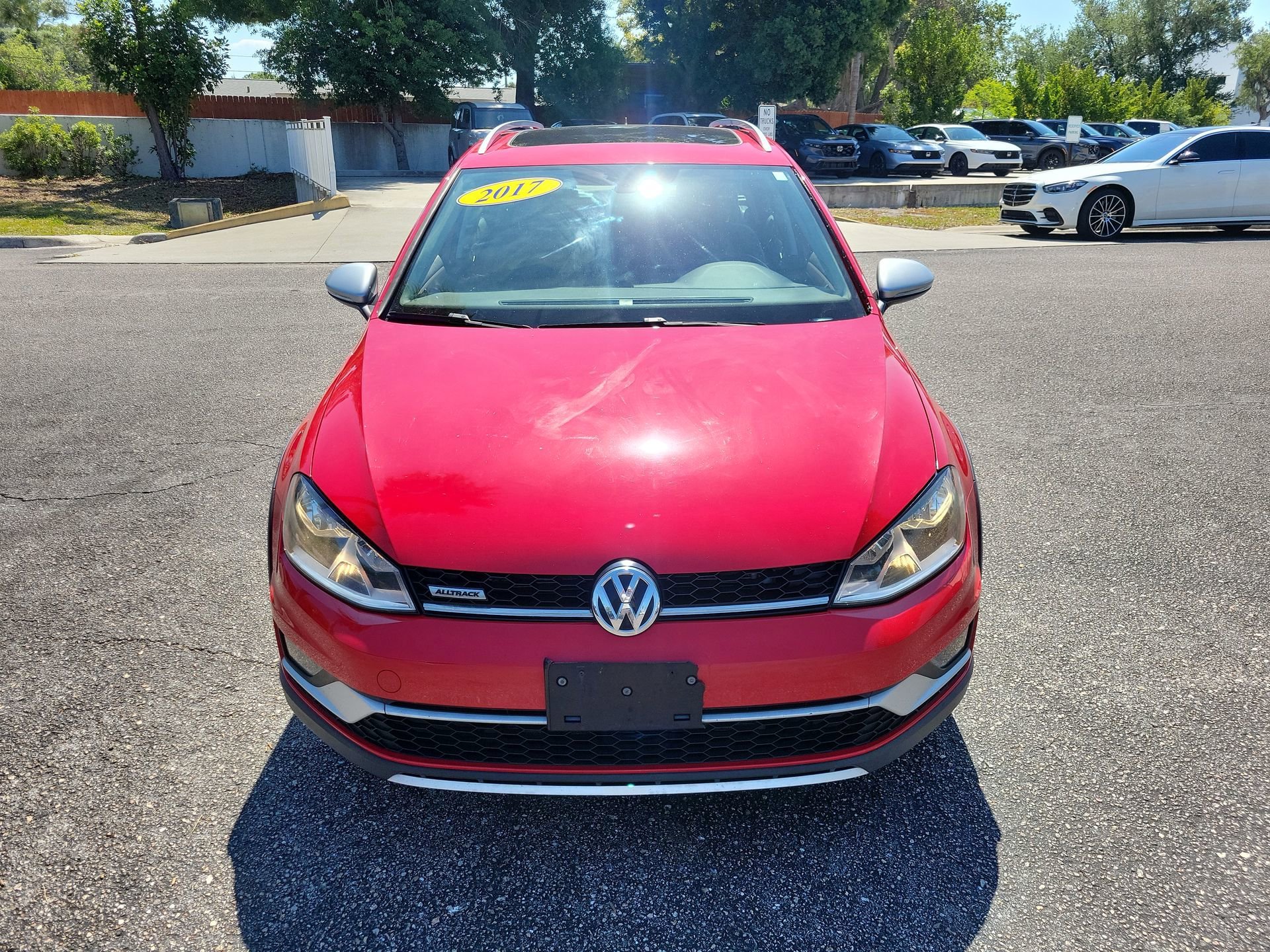 Used 2017 Red Volkswagen TSI SE image 5