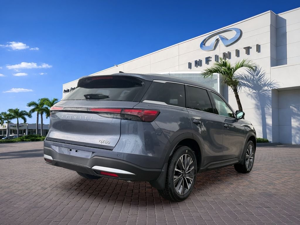 New 2027 MOONBOW BLUE INFINITI Luxe FWD image 7