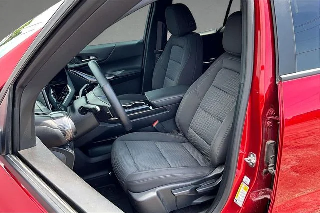 Used 2025 Red Chevrolet LT image 24