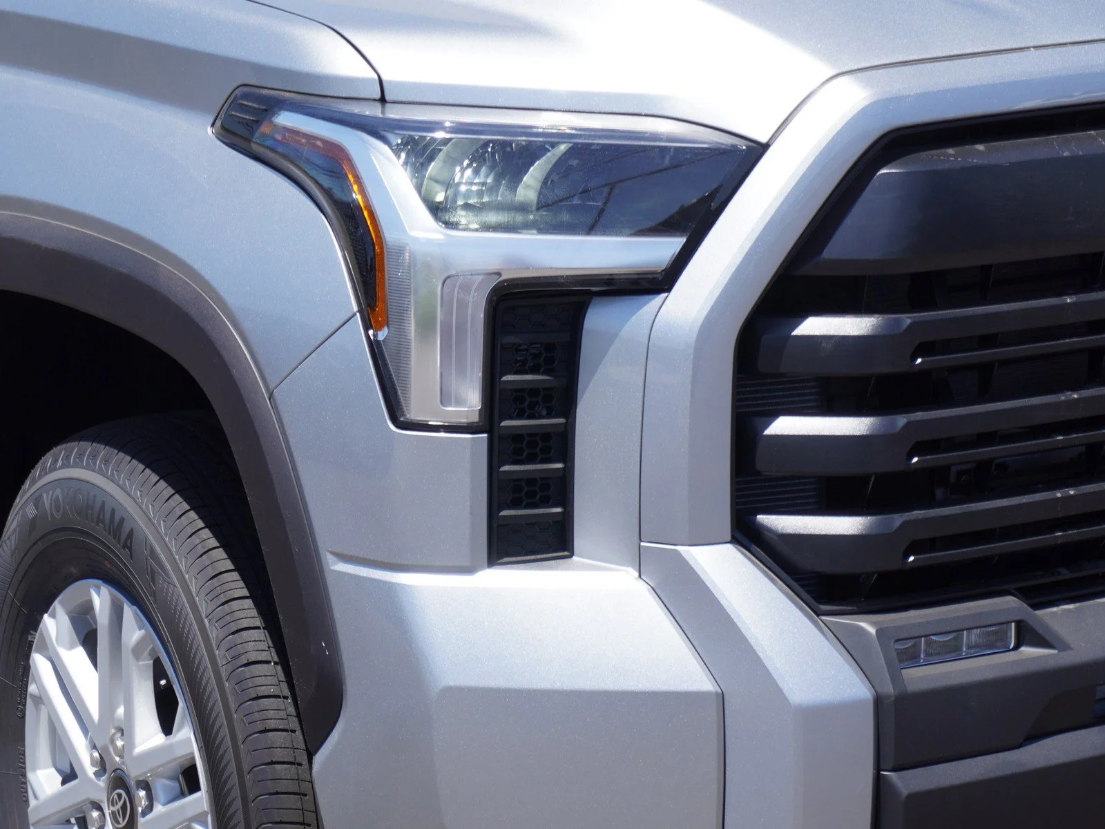 New 2026 Celestial Silver Metallic Toyota SR5 image 3