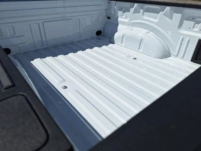 New 2026 Oxford White Ford XL image 38