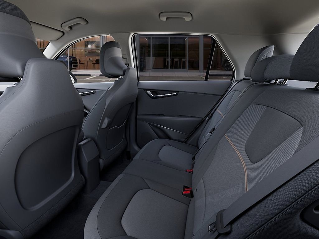 New 2026 Snow White Pearl Kia LX image 18