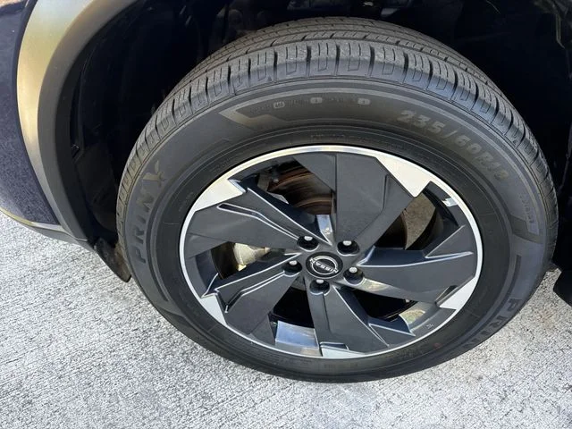 2024 Nissan Rogue SV - Photo 10