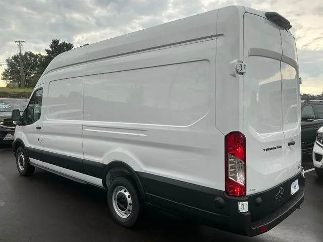 New 2026 Oxford White Ford Cargo Van image 3