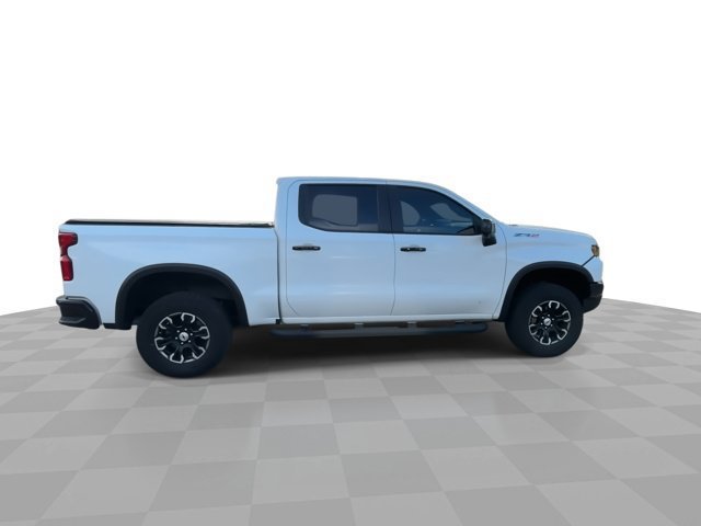Used 2022  Chevrolet ZR2 image 9