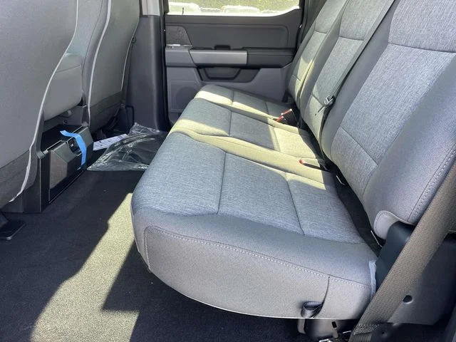 New 2026 Black Ford XLT image 9