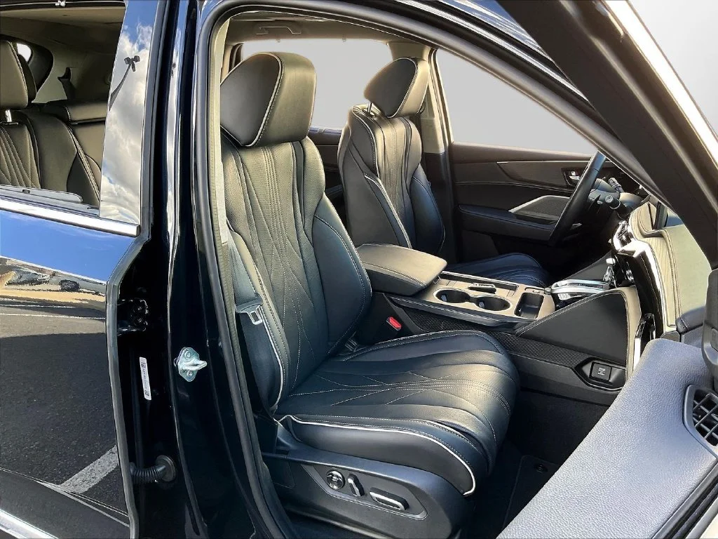 Certified Used 2026 Majestic Black Pearl Acura Advance Package image 31