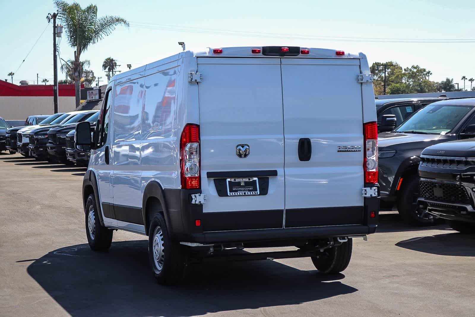 New 2026 Bright White Clear-Coat Exterior Paint RAM Tradesman image 6