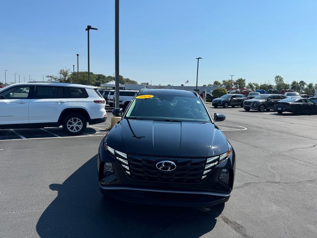 Certified Used 2024 Black Pearl Hyundai SEL image 2